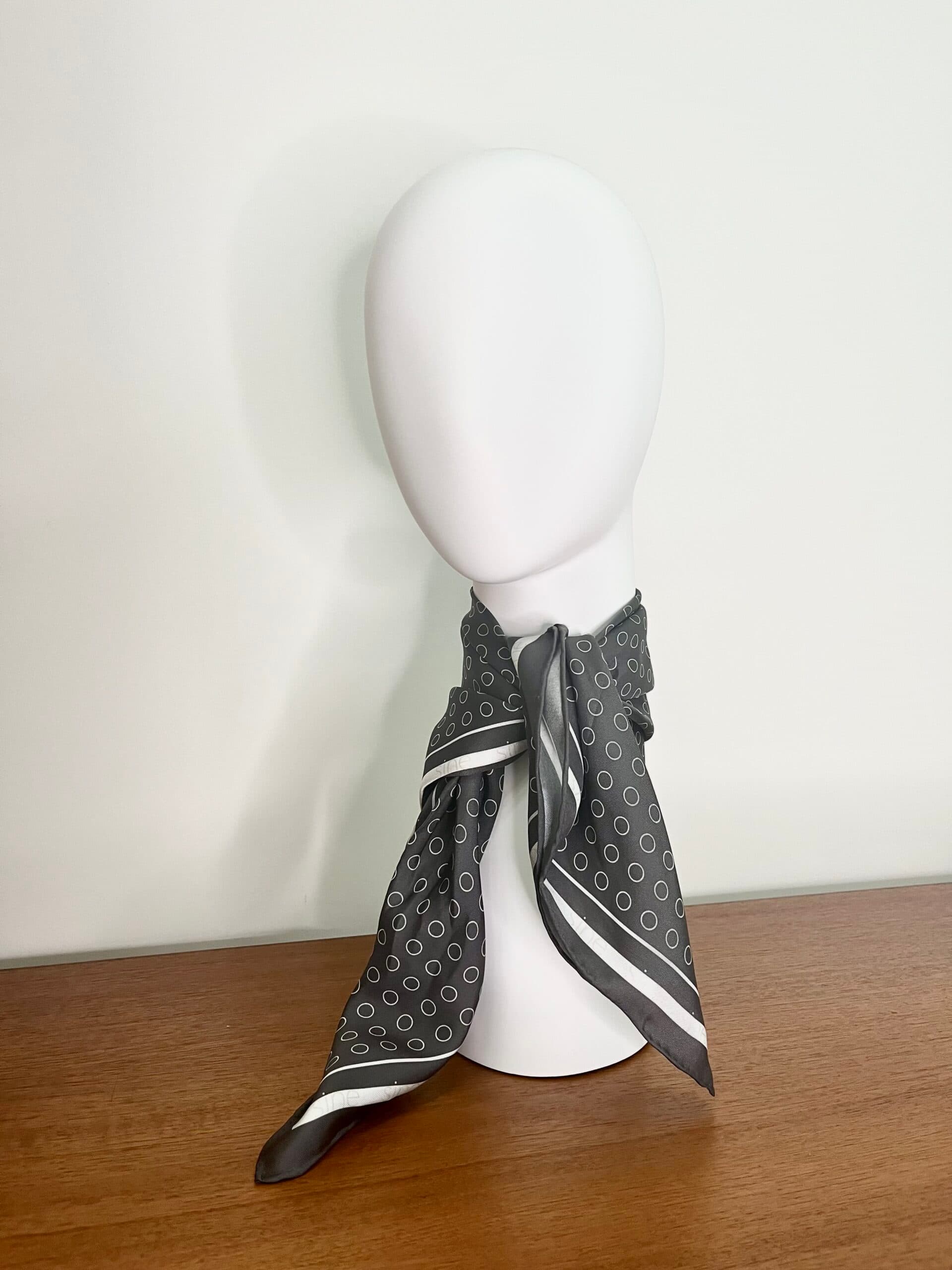 Jedwabna apaszka 65 cm | POLKA DOT - sample sale