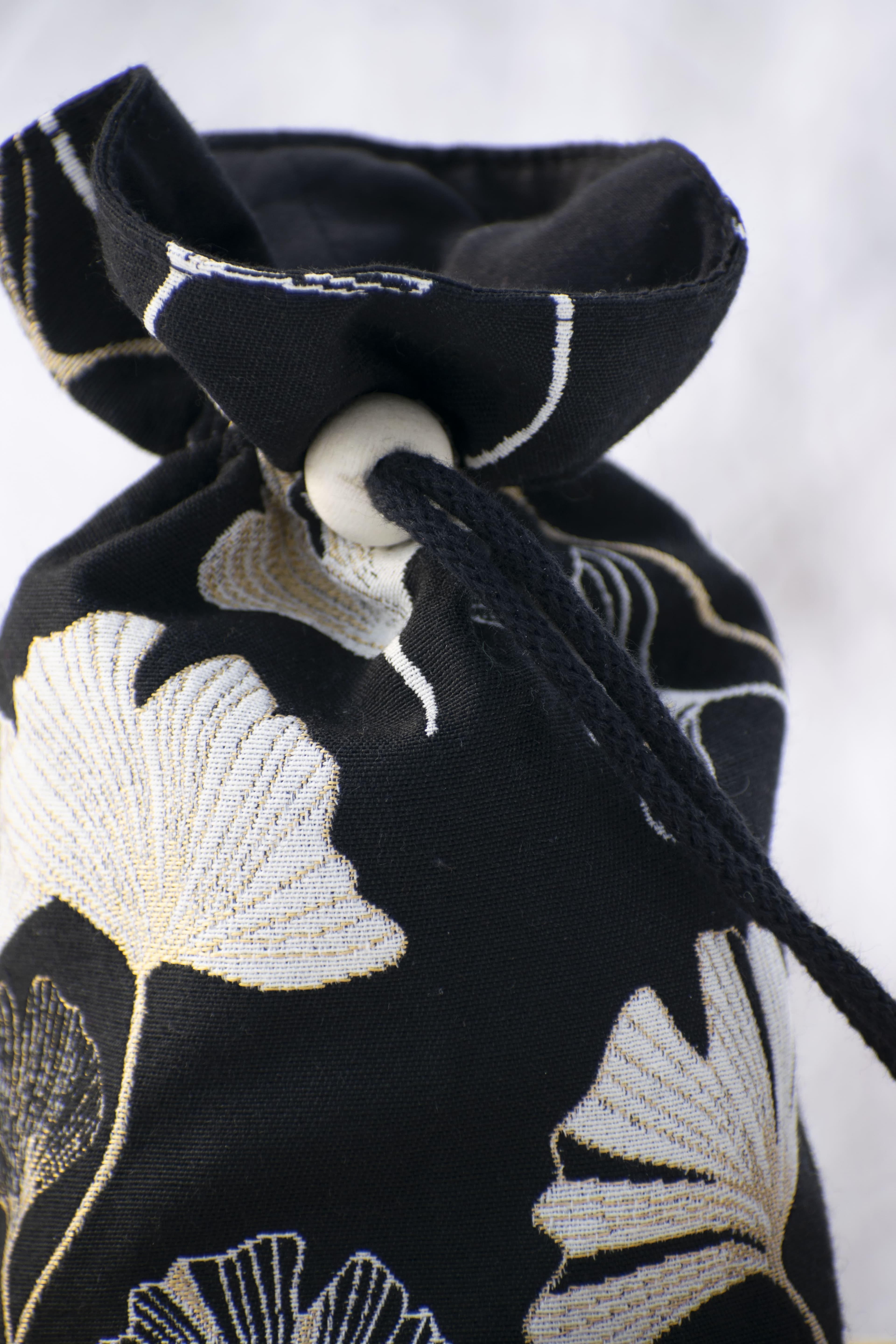 Sakiewka "Strażnika Gaju"