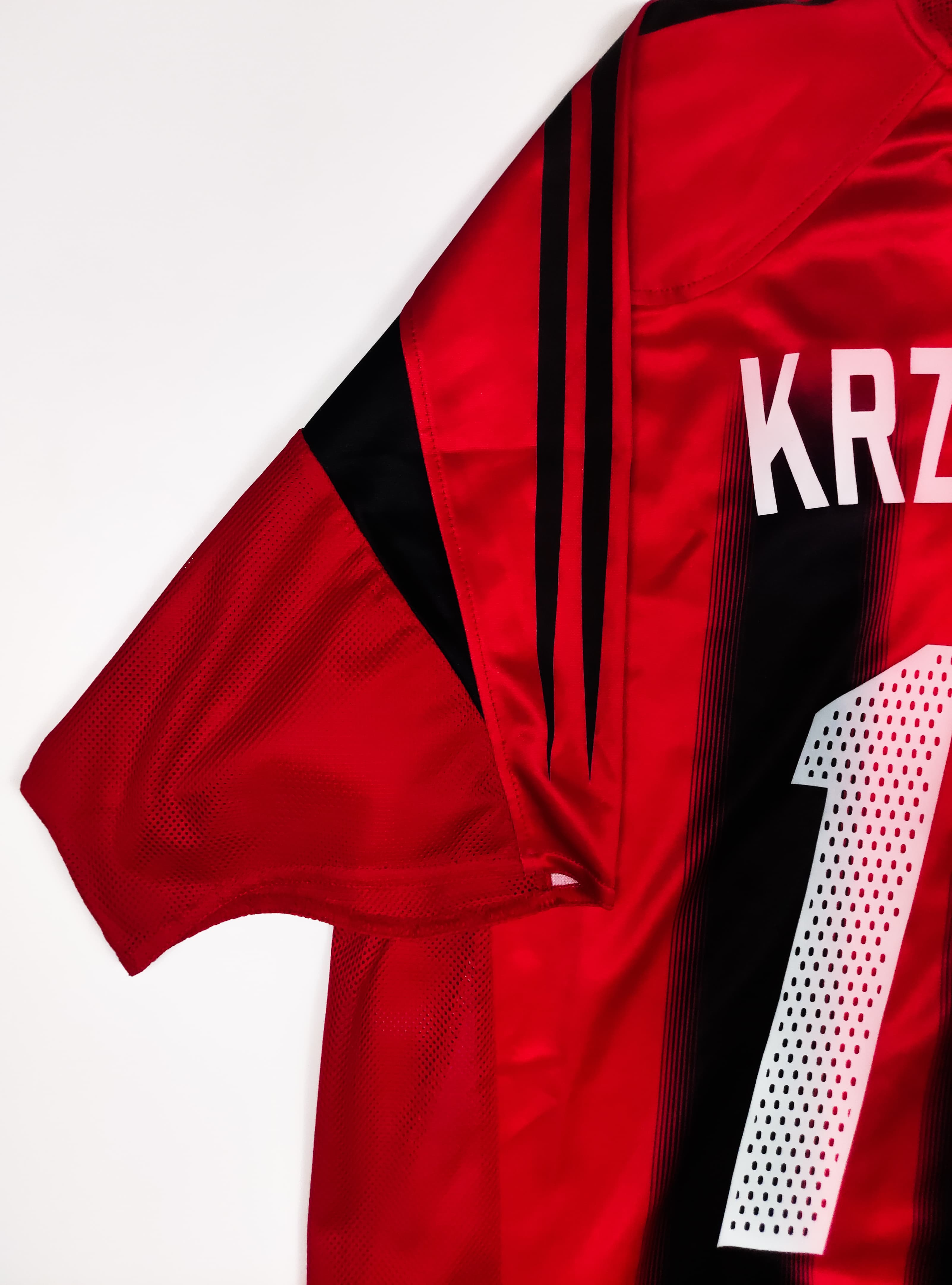 2004-05 Bayer Leverkusen Adidas Home Krzynówek #16